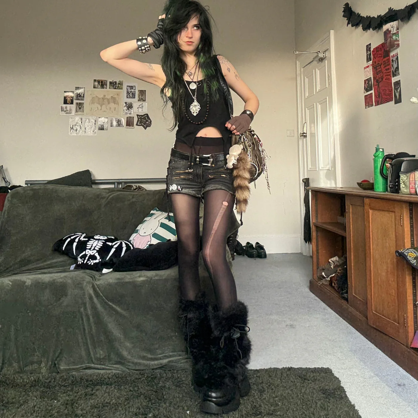 Thumbnail 4